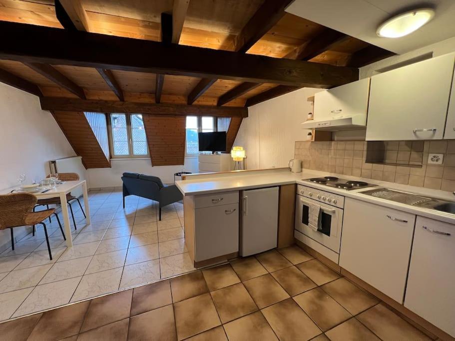 Charmant Appartement En Duplex A ปอร์รองทรุย ภายนอก รูปภาพ
